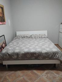 letto matrimoniale con doghe 