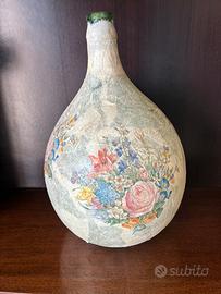 Damigiana decorata a mano – Tecnica Decoupage