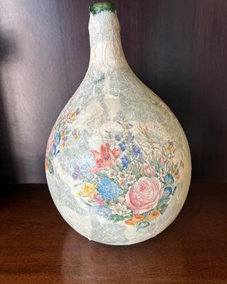 Damigiana decorata a mano – Tecnica Decoupage