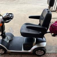 Scooter elettrico per anziani