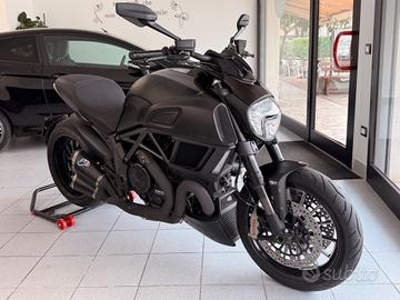 Ducati Diavel Dark