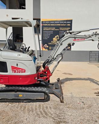 Miniescavatore Takeuchi TB325R