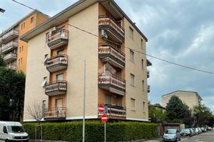 2 LOCALI A MUGGIÒ
