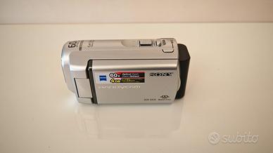 Sony Handycam DCR-SX30

