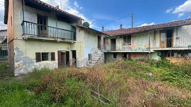 CASA SEMINDIPENDENTE A BUSCA