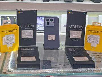 Realme GT 8 Pro 16/512GB + Caricatore + Cover