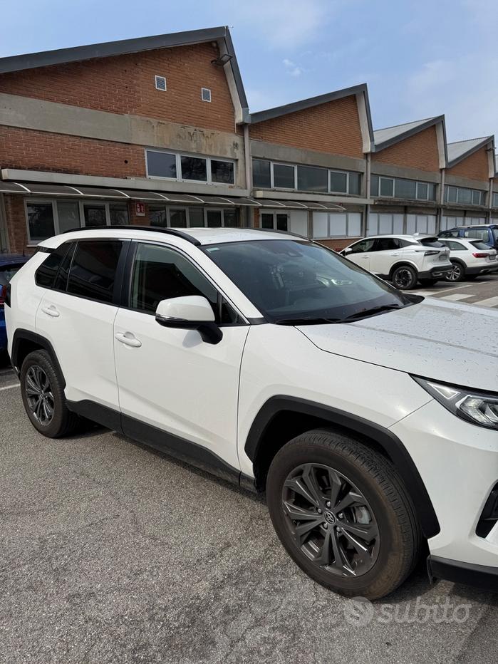 TOYOTA RAV4 5ª serie