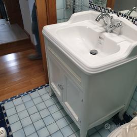 mobile bagno vintage