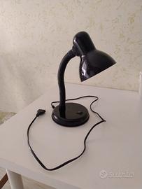 Lume da scrivania o da comodino con lampadina 