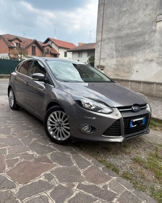 Ford Focus 1.6 EcoBoost 150 CV – 10/2011 – 127.000