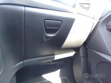 Cassetto portaoggetti FORD KUGA del 2014