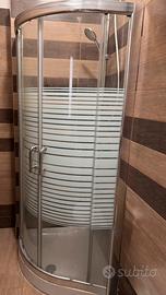 Box doccia con ante scorrevoli