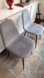 N. 2 sedie in velluto grigio – gambe in ferro nero