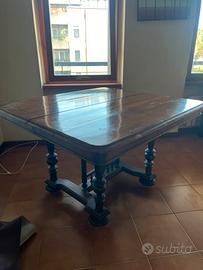 Tavolo in noce fine 800