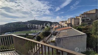 Osilo: appartamento indipendente con terrazza pano