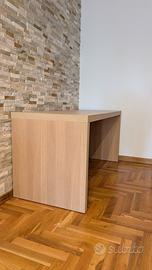 Scrivania Moderna con Vano Passacavi