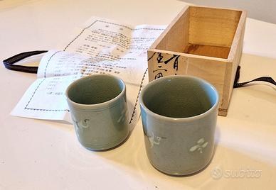 Coppia tazze coreane in celadon intarsiato