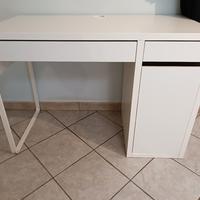 Scrivania Ikea Micke