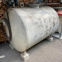 Cisterna gasolio da 2000lt 220/380V funzionante