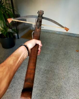 balestra in legno e ferro