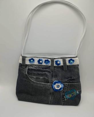 BORSA JEANS FATTA A MANO DECORI UNCINETTO 