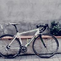 BICI DA CORSA" LOMBARDO CORSA" TUTTA IN CARBONIO 