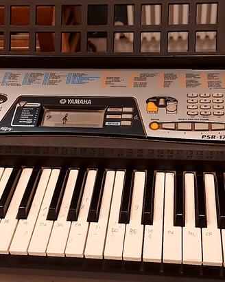 pianola tastiera Yamaha psr