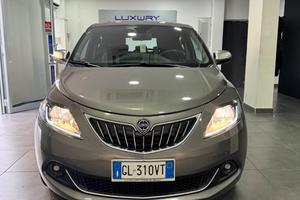 Lancia Ypsilon 1.0 FireFly 5 porte S&S Hybrid Albe