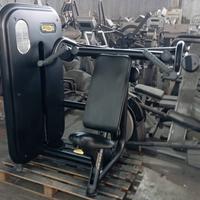 attrezzatura technogym 