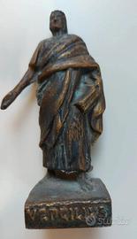 Statuette In Bronzo