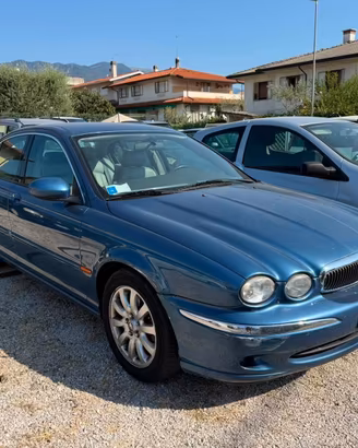 Jaguar X-Type 2 litri V6 24V cat Executive