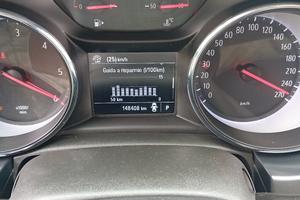 auto opel astra sw 