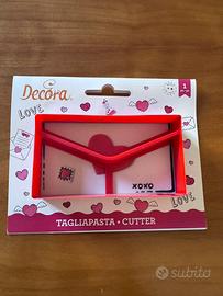 Taglia pasta san valentino