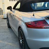 Audi tt cabriolet