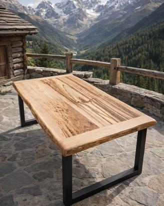 Tavolo in castagno stile industriale