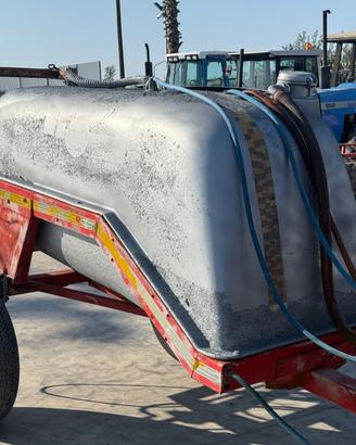 Trattore botte a sollevatore FULL SPRAY da 1800 li