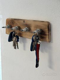 Portachiavi da parete con candele