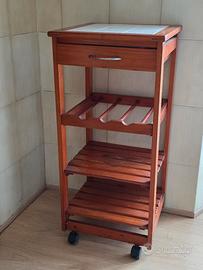 carrello da cucina con ruote e cassetto 