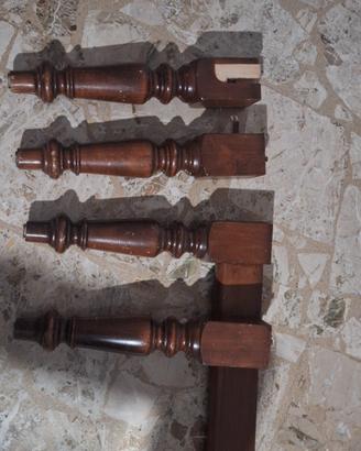 piedini antichi in legno per mobilo