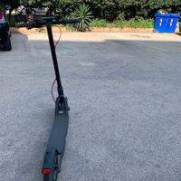 Monopattino Elettrico