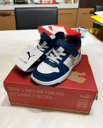 Sneakers bambino Puma tg 25 nuove con cartellino