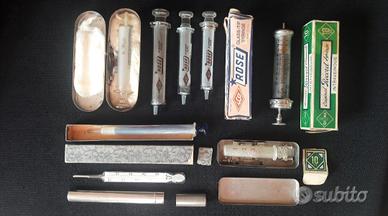 VECCHIE SIRINGHE IN VETRO DA COLLEZIONE 