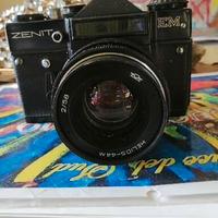 Macchina fotografica Zenit anni 90 + 3 rullini fuj