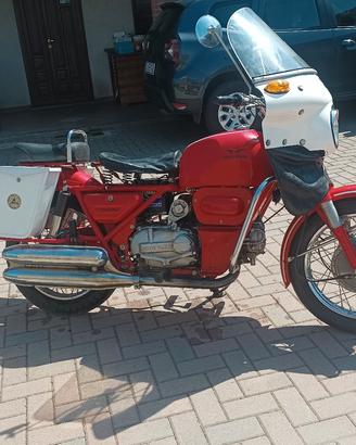 Guzzi Nuovo Falcone