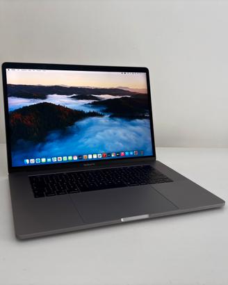 MacBook Pro 15" 2018 - Come Nuovo