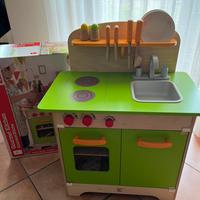 Cucina giocattolo in legno