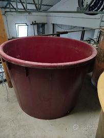 Tino in polietilene alta densità