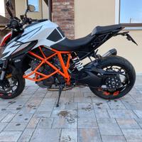 Ktm superduke 1290 r