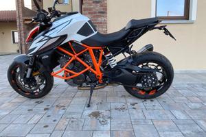 Ktm superduke 1290 r