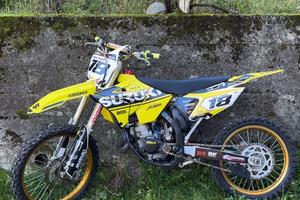 Suzuki rm 125